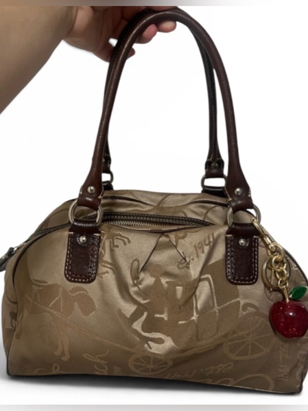 ❤️COACH  Horse and Carriage satchel in pristine condition.❤️ - Picture 12 of 15